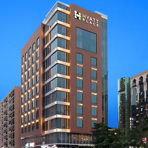 Hyatt Place Baniyas Square Отель Дубай