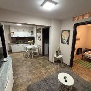 At The Core Of The Next To Gallerius Palace Апартаменты Салоники
